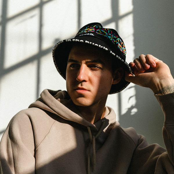 Vibrant Bucket Hat – Packable Unisex Wide Brim Summer Sun Hat with Hidden Pocket & Strap